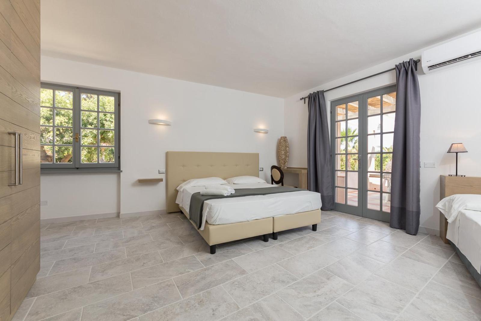 פרוצ'ו Hotel Delfino מראה חיצוני תמונה