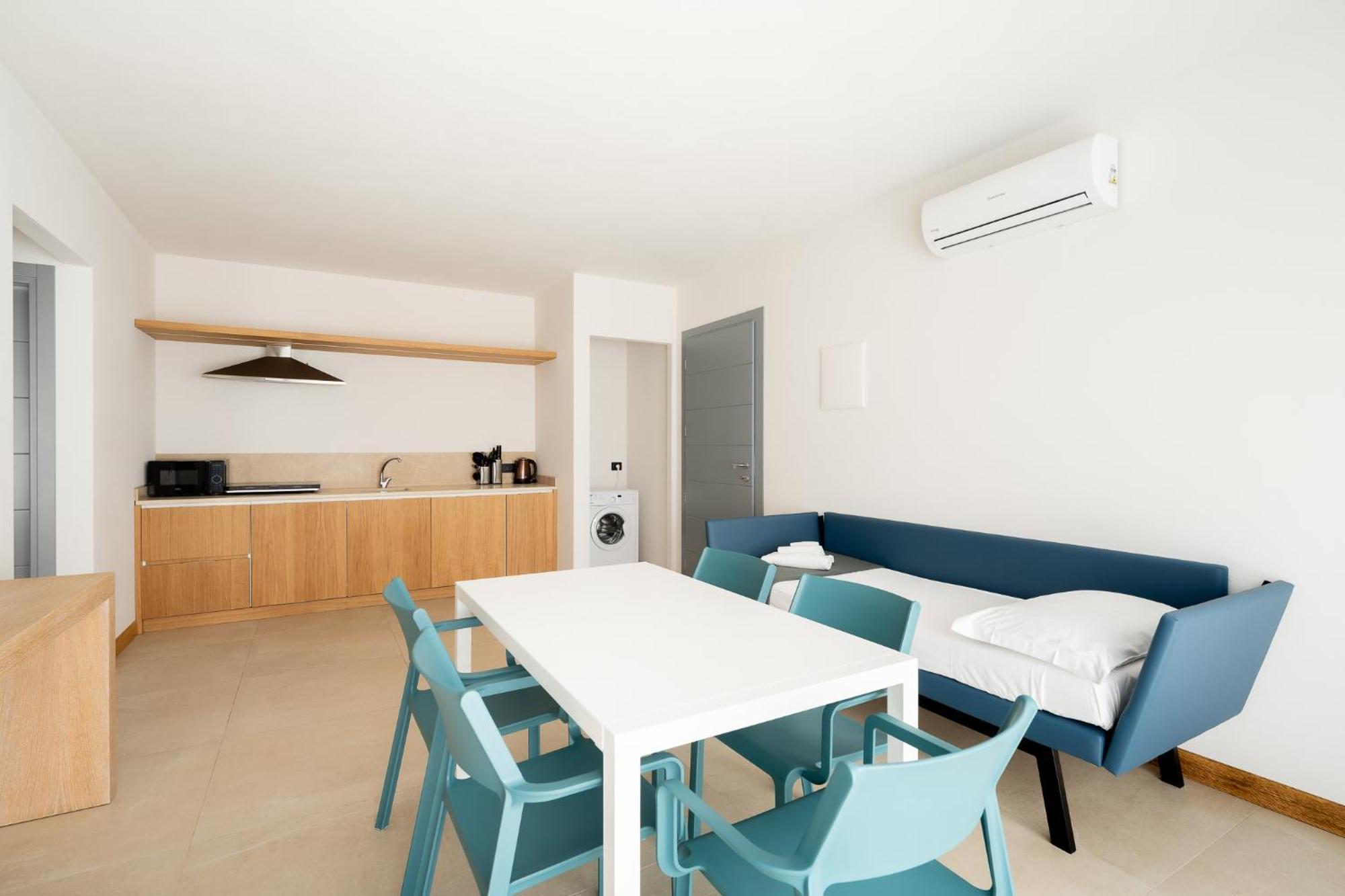 פרוצ'ו Hotel Delfino מראה חיצוני תמונה